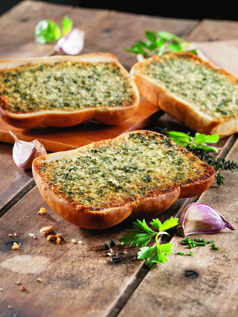 Knoblauch-Kräuterbrot von HUG FOOD SERVICE jetzt im Snack-Format